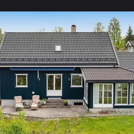 بيت ضيافة Cozy 15 Minutes To Gardermoen Airport